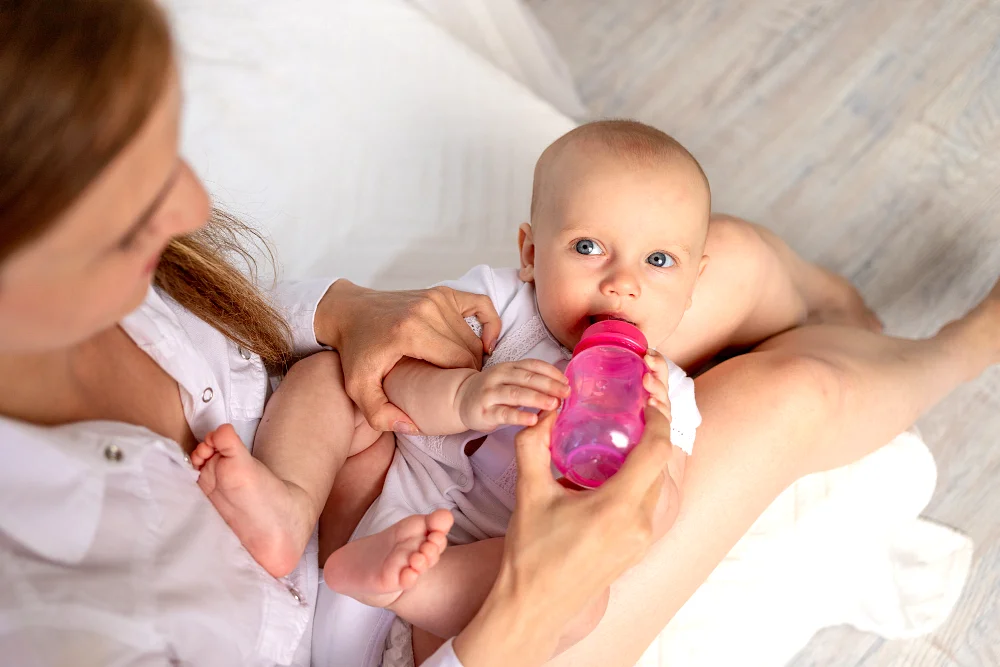 Herbata z kopru włoskiego dla noworodka - czy jest bezpieczna?