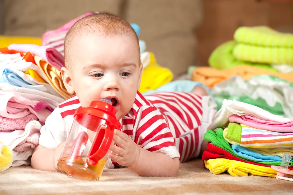 Odwodnienie u niemowlaka - jak rozpoznać, co robić, kiedy do lekarza